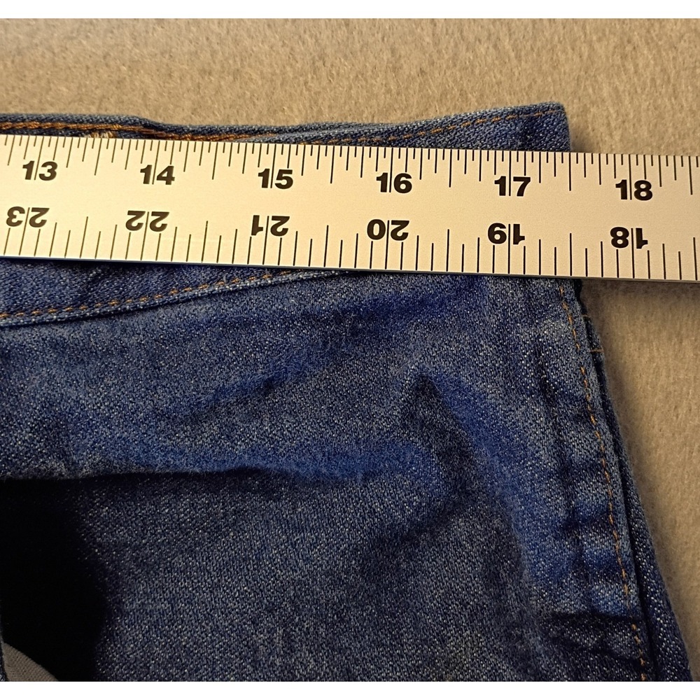 EXCELLENT Wrangler 36x32 (Actual 35x30 1/2) Cowboy Cut Relaxed Fit Jeans 31MWZDN - Picture 8 of 9